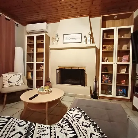 Nafplio Cottage-grandma's Yard