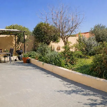 Nafplio Cottage-grandma's Yard