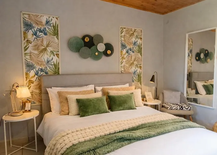 펜션 Nafplio Cottage-grandma's Yard Asíni